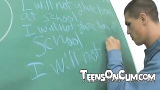 A cute girl agreed to be eaten by a young student in a steamy encounter