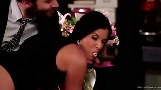 A secretary was licked by a hairy pussy of her boss