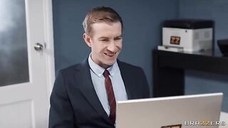 The secretary is having sex with her boss in pantyhose, he fucks her hard