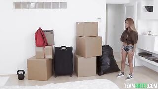 An exxxtra small mover with a great ability to handle huge jobs