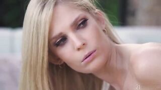Blonde girl fucked in her house in the morning to relieve stress