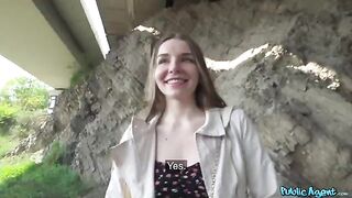 I picked up a naive girl and fucked her in the ass outdoors
