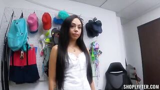 A thief I know - a story about toys and squirting part 2