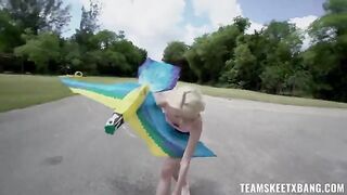 A girl can’t resist having sex in the fresh air of nature