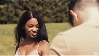 Welcome to my sweet pussy, I love outdoor sex