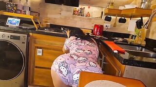 A hot girl Sara Films had sex with her boyfriend after his gym session