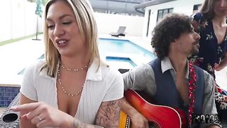 Can you make a blowjob without being noticed?