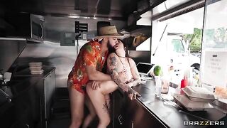 What burgers, I'm fucking! - a sexy chick in the food van