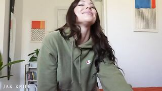 A hot step mom seduces her stepson to fuck her