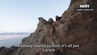 The girl could not find anything on the beach, so she engaged in sex
