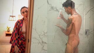 Sex in the shower with a big ass stepmom is a fantasy coming true