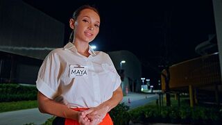 The pretty waitress got a penis in her pussy
