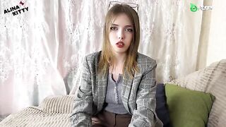 The hot girl caught a cumshot on her face during an intense session