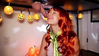 The spirit of Halloween determined the rhythm with the lips