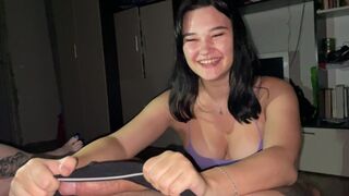 Bunch of wet pussies at the party, spinning the bottle and more